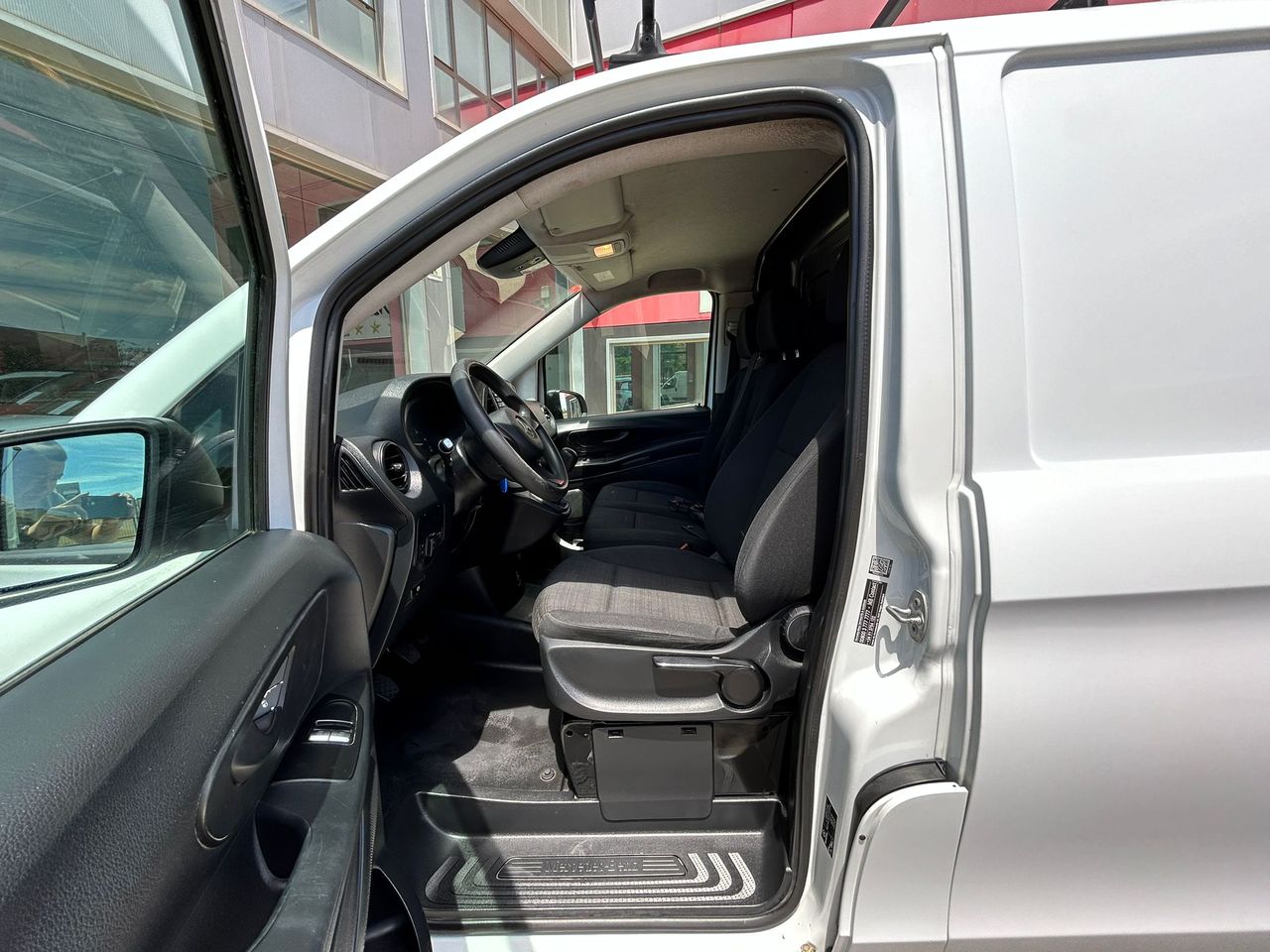 Foto Mercedes-Benz Vito 10