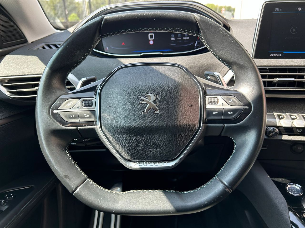 Foto Peugeot 5008 15