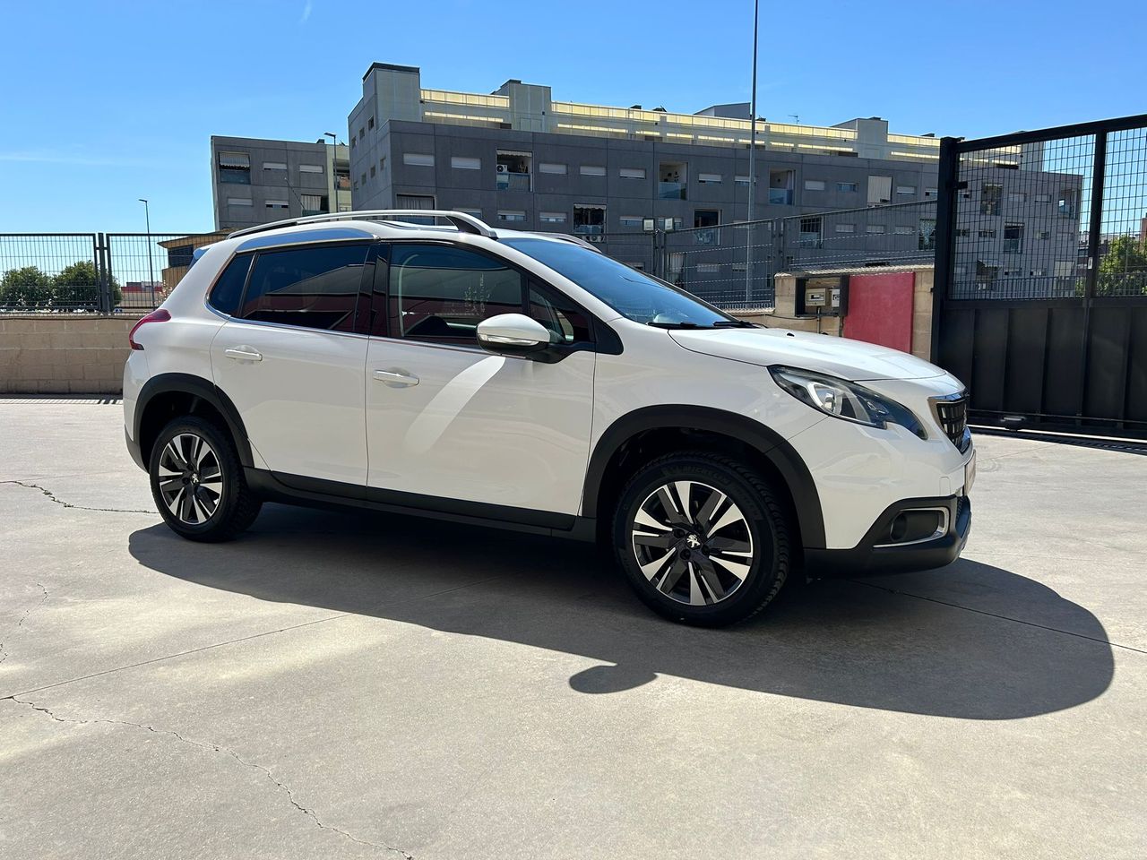 Foto Peugeot 2008 5