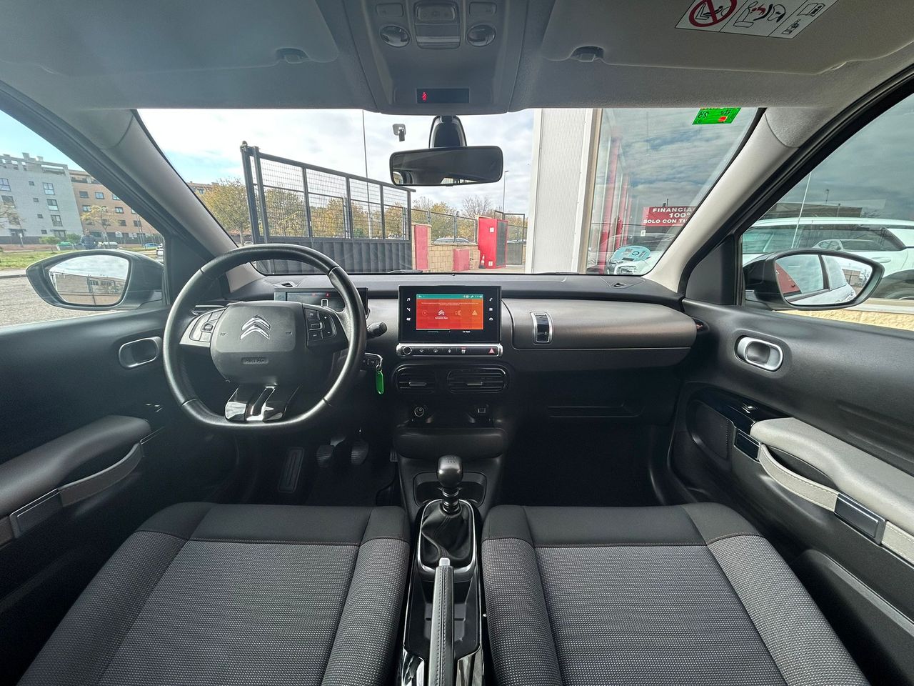 Foto Citroën C4 Cactus 12