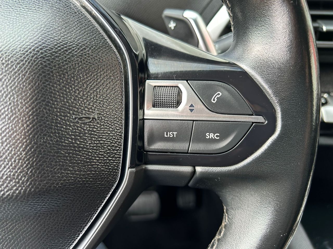 Foto Peugeot 5008 15