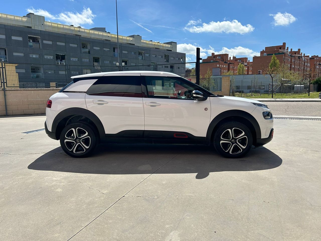 Foto Citroën C4 Cactus 4