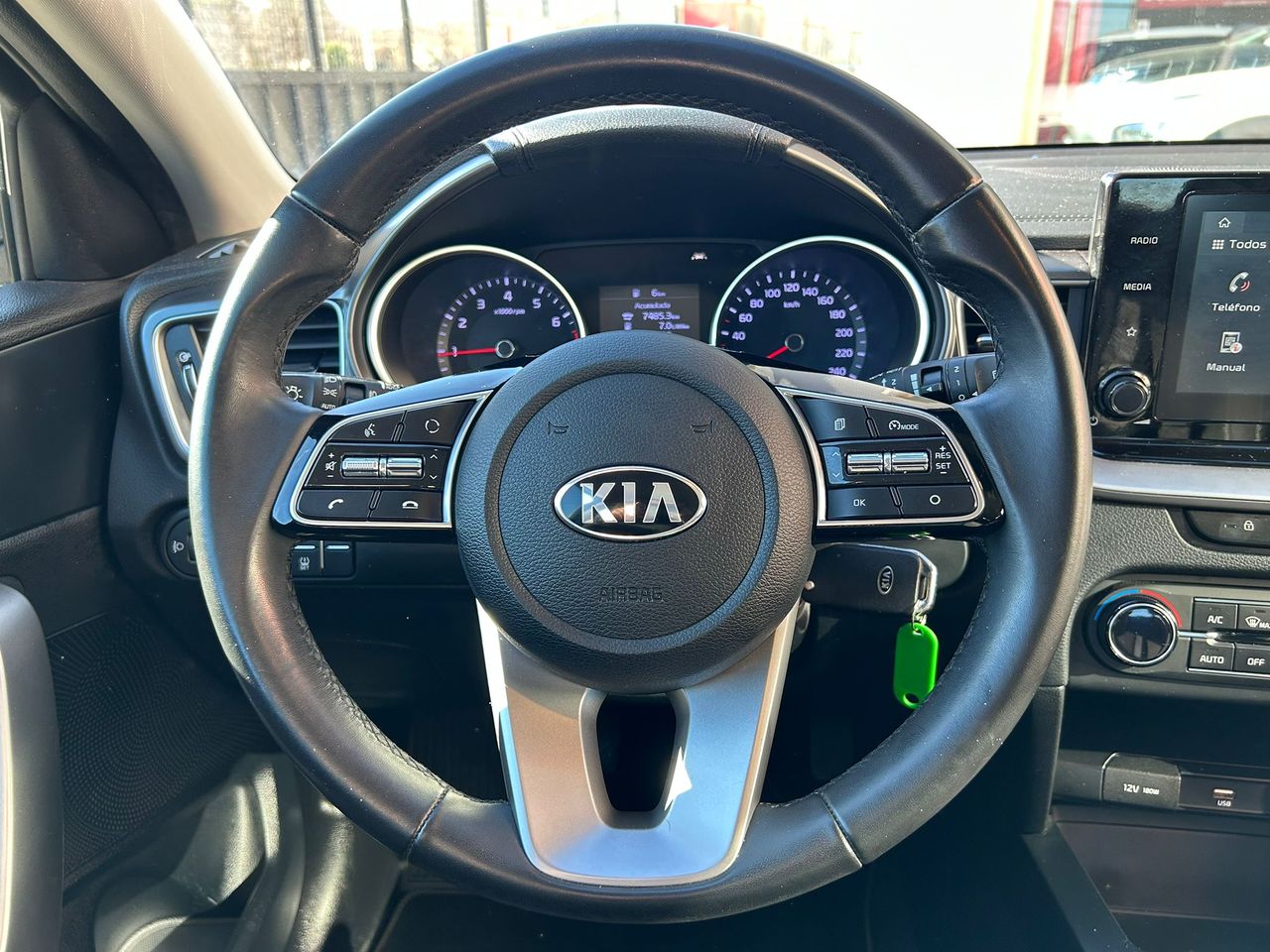 Foto Kia XCeed 11