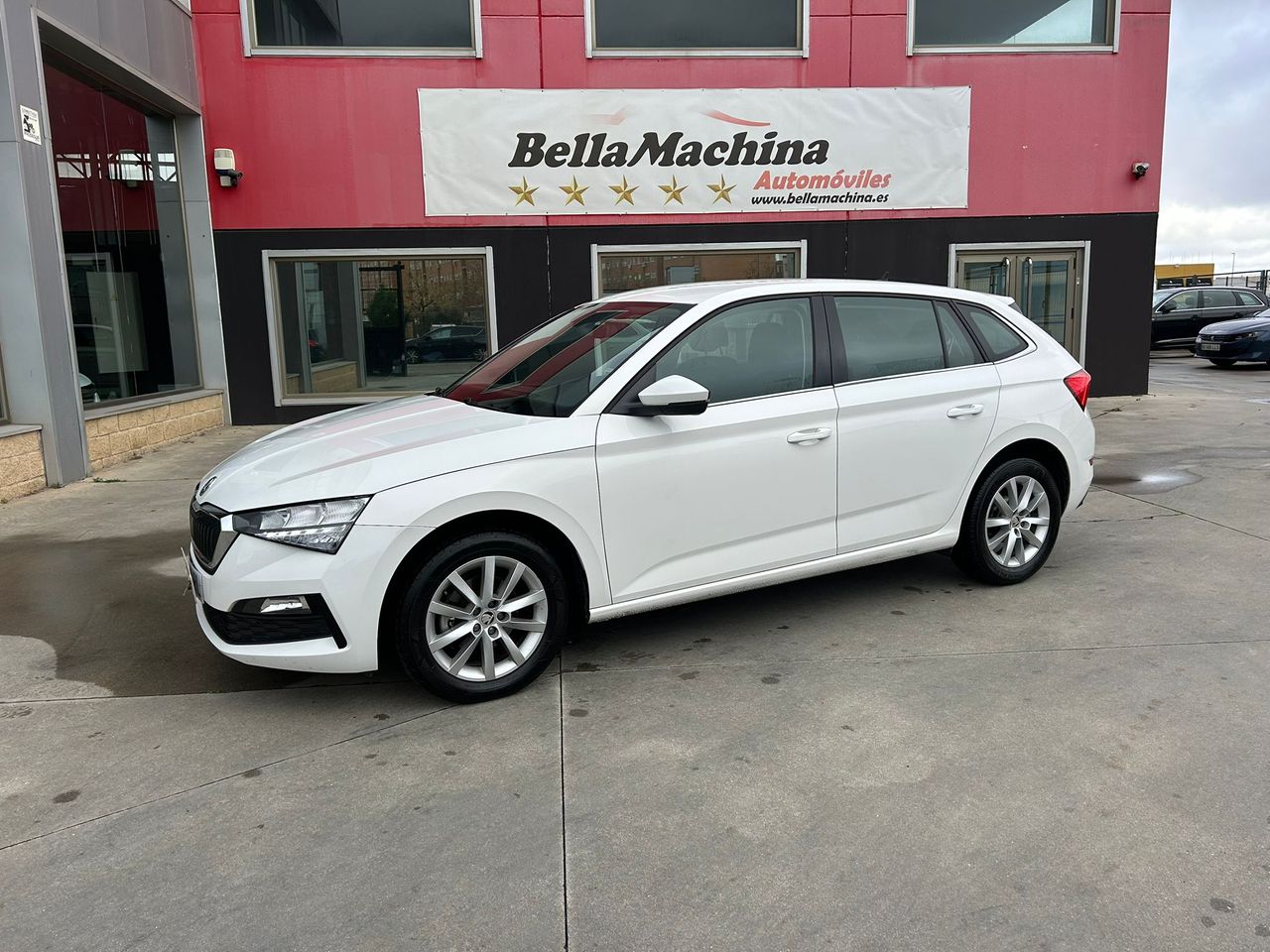 Foto Skoda Scala 2