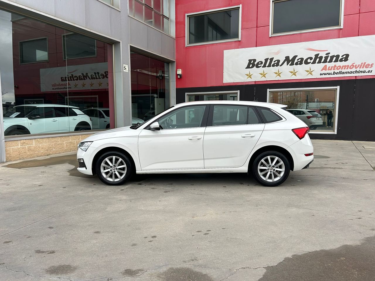 Foto Skoda Scala 3