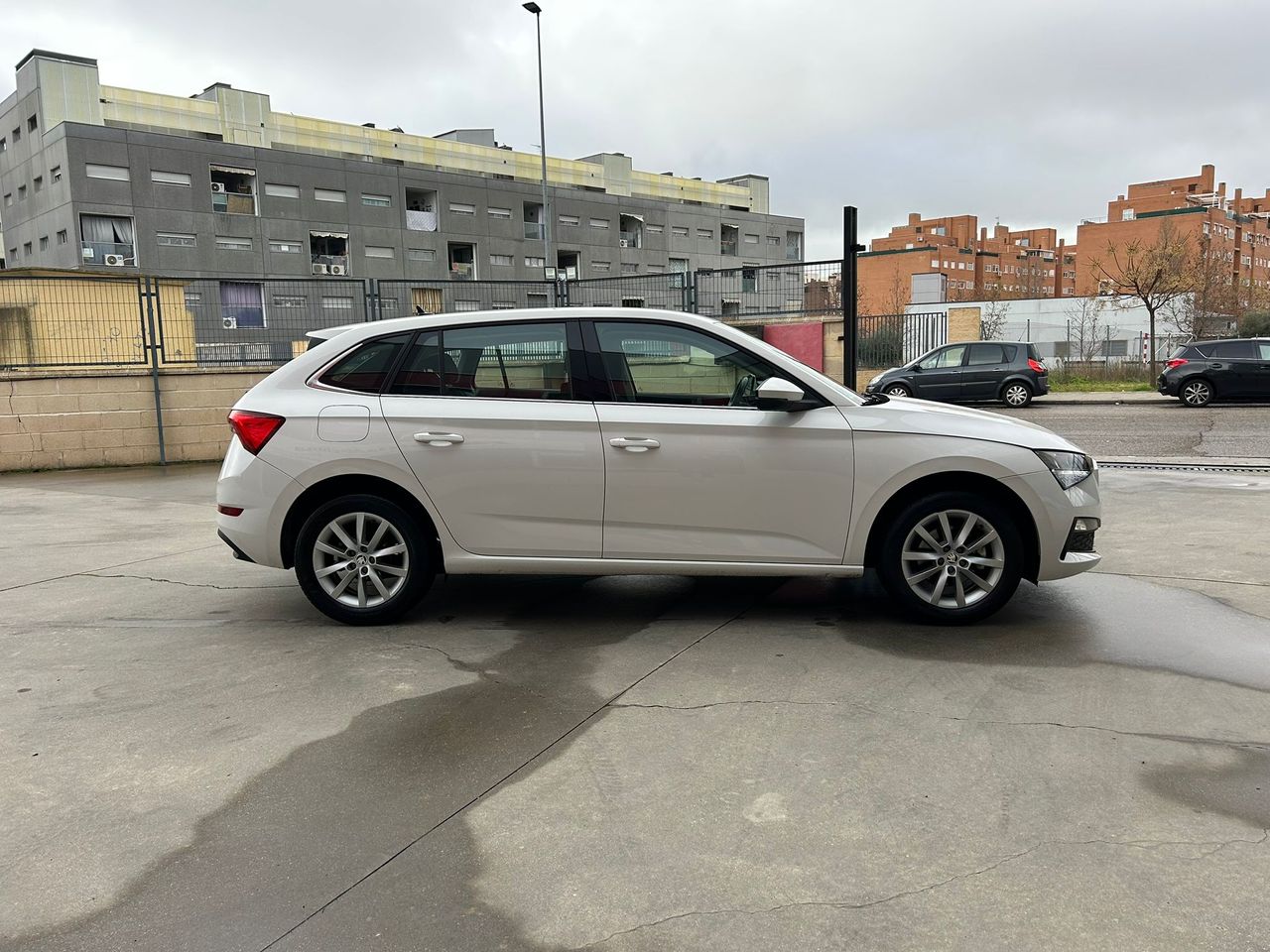 Foto Skoda Scala 6