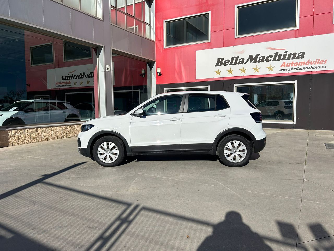 Foto Volkswagen T-Cross 4