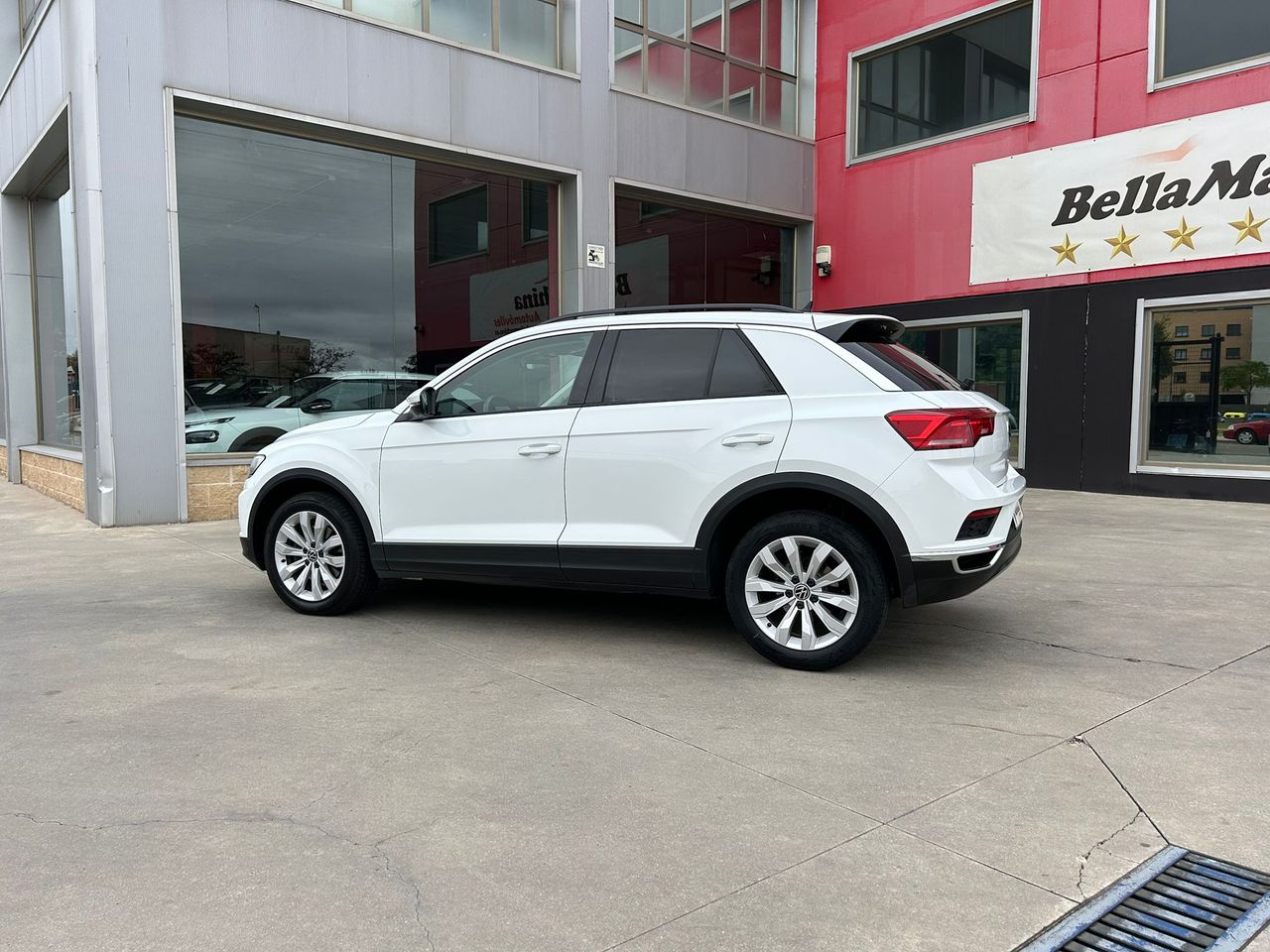 Foto Volkswagen T-Roc 6