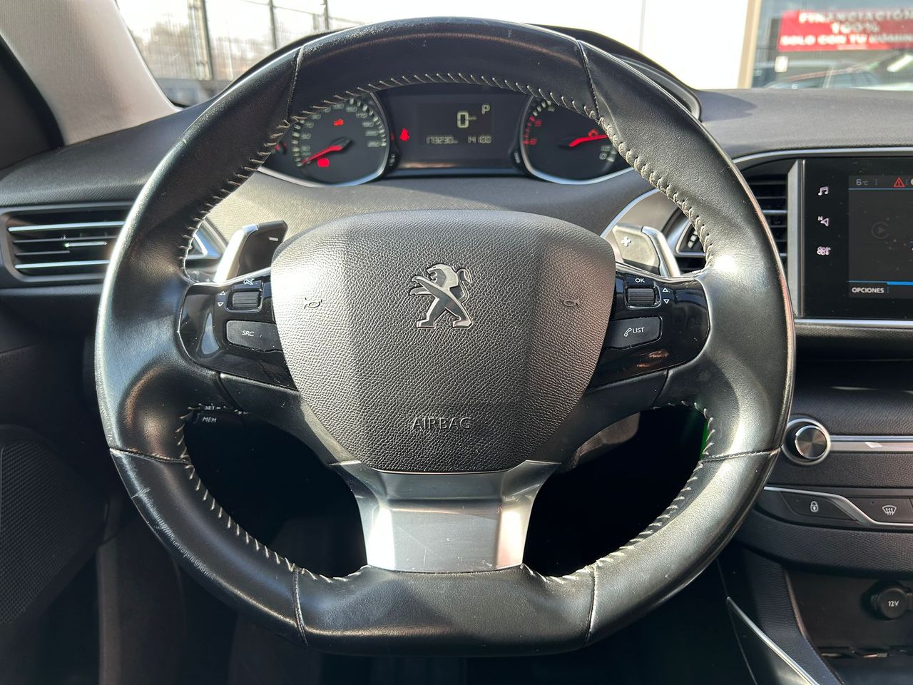 Foto Peugeot 308 11