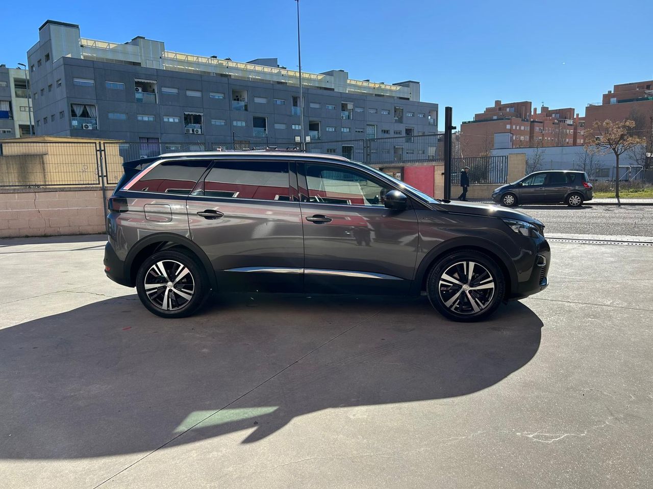 Foto Peugeot 5008 6