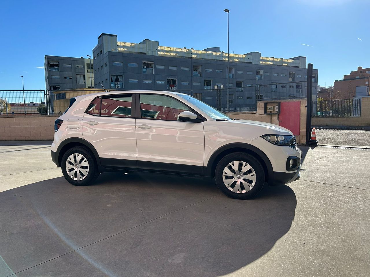 Foto Volkswagen T-Cross 5