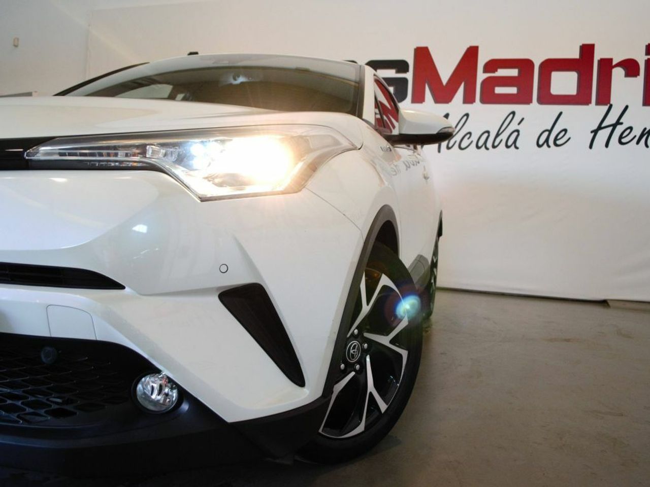 Foto Toyota C-HR 35