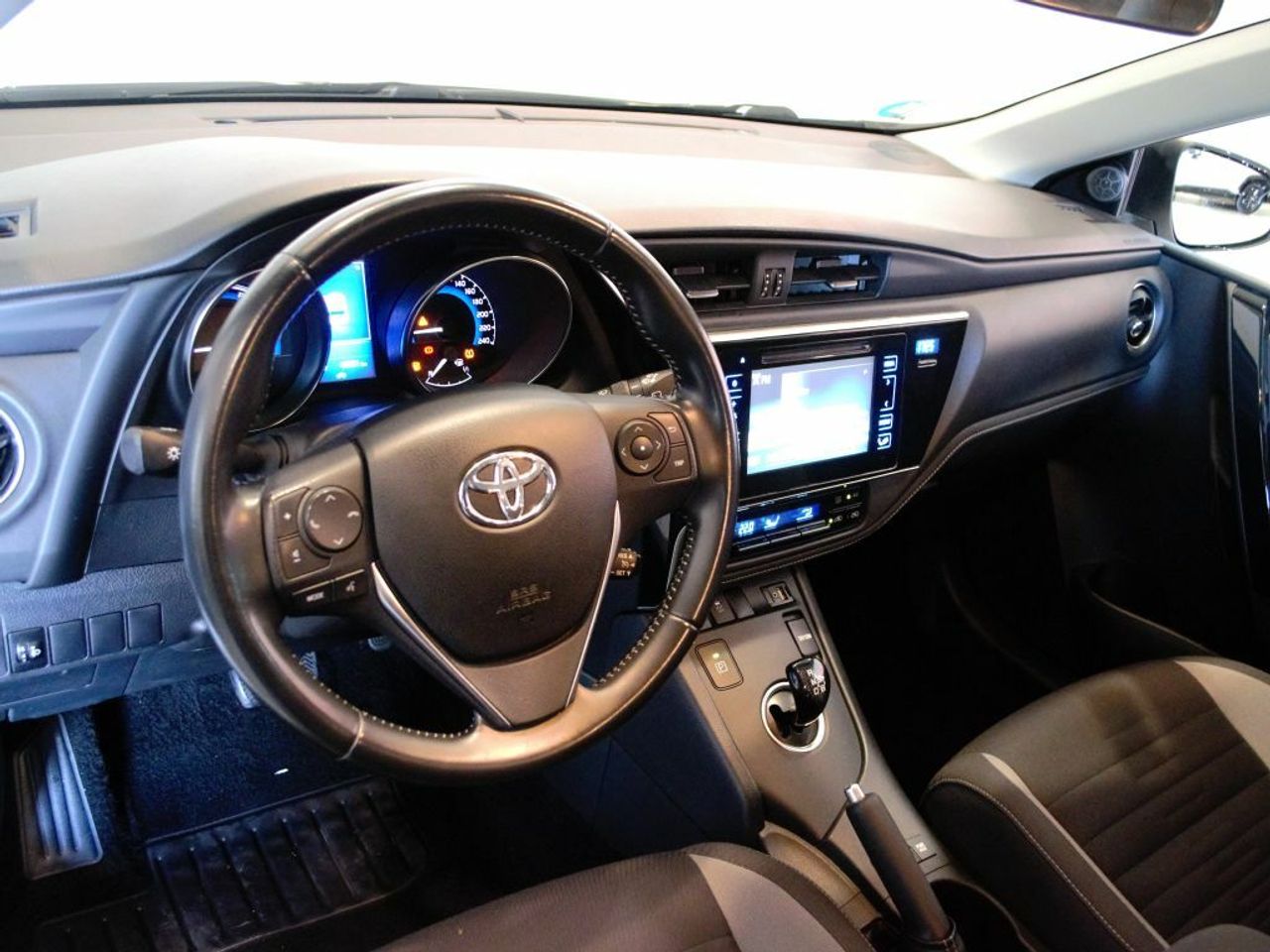 Foto Toyota Auris 18