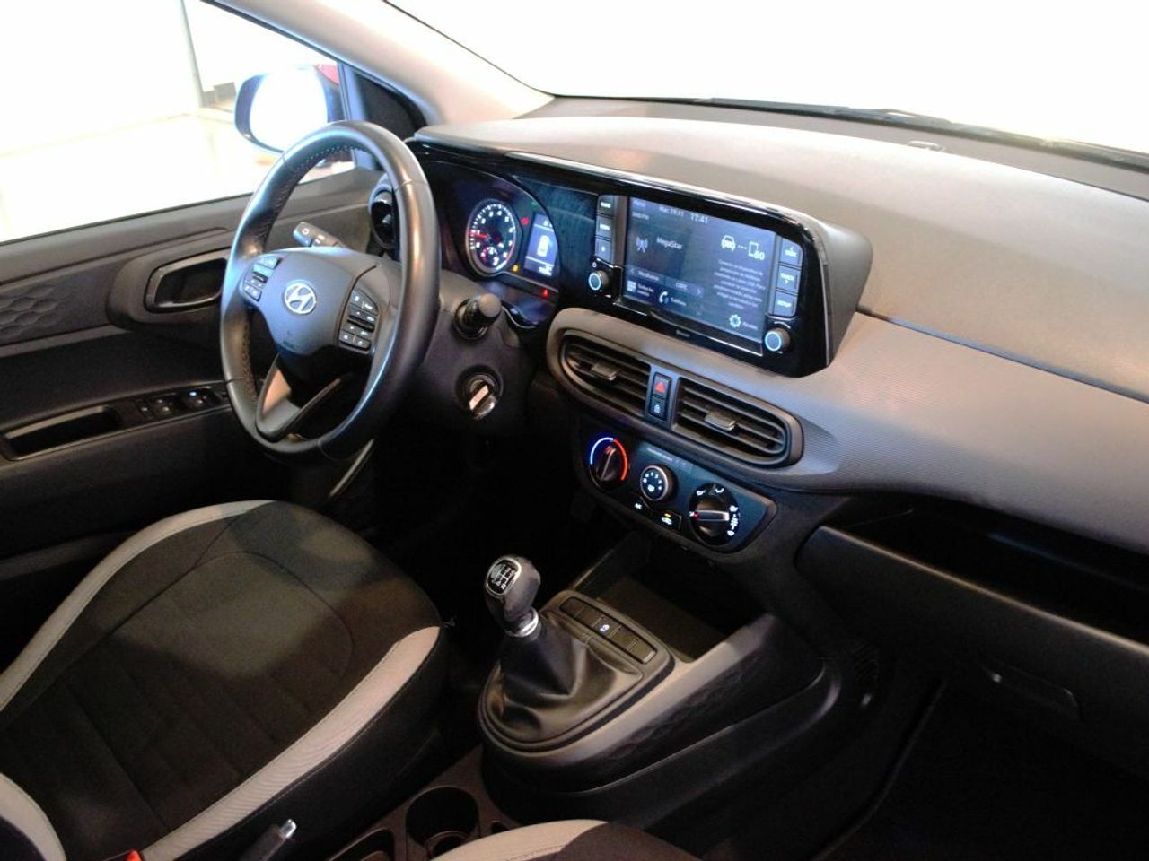 Foto Hyundai i10 9