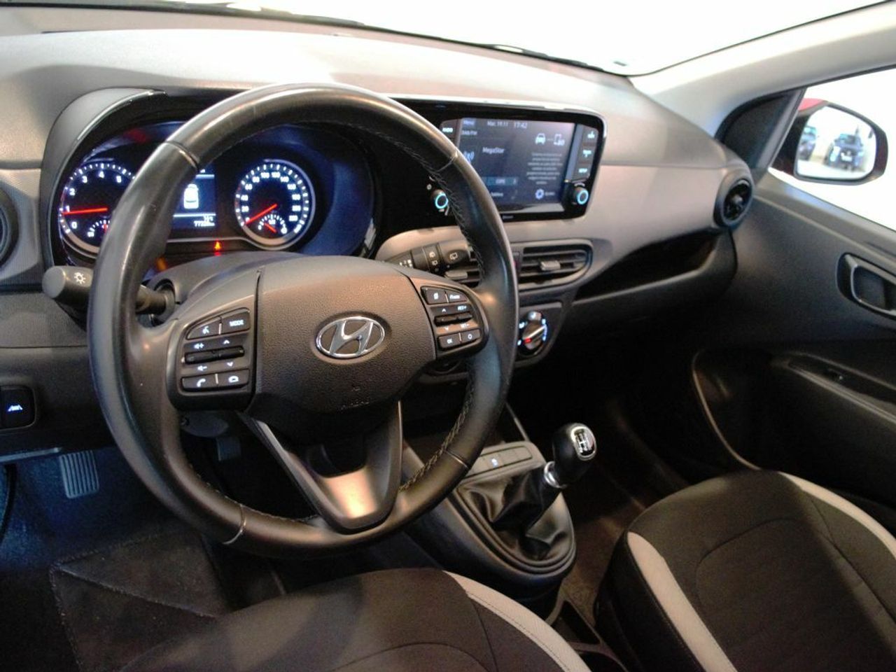 Foto Hyundai i10 15