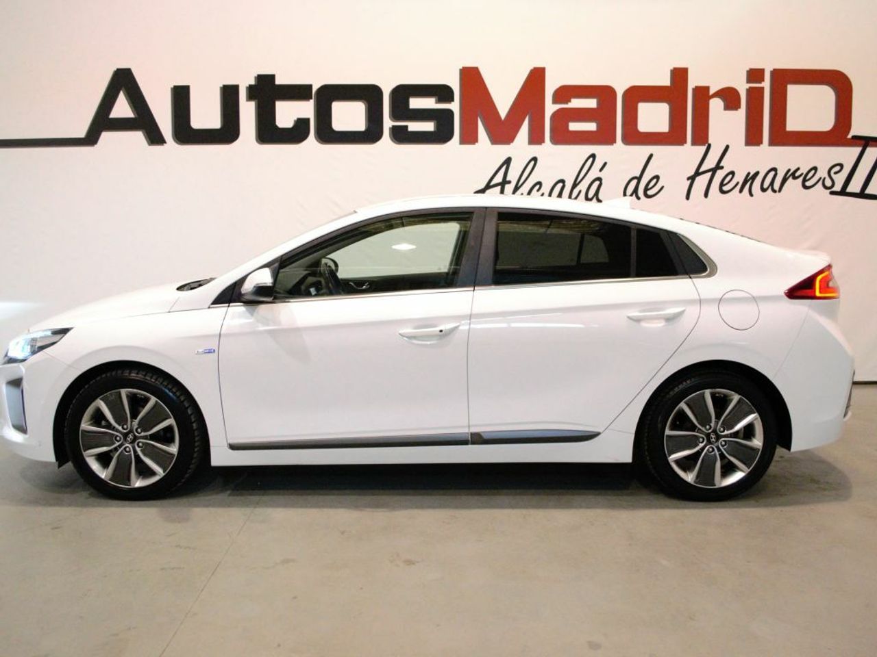 Foto Hyundai IONIQ 4