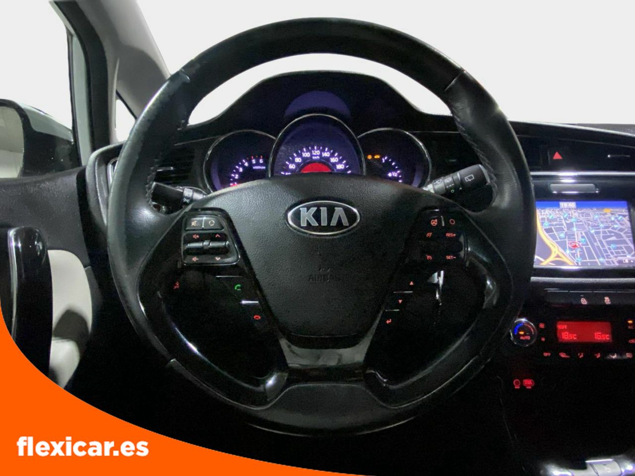 Foto Kia Ceed 12