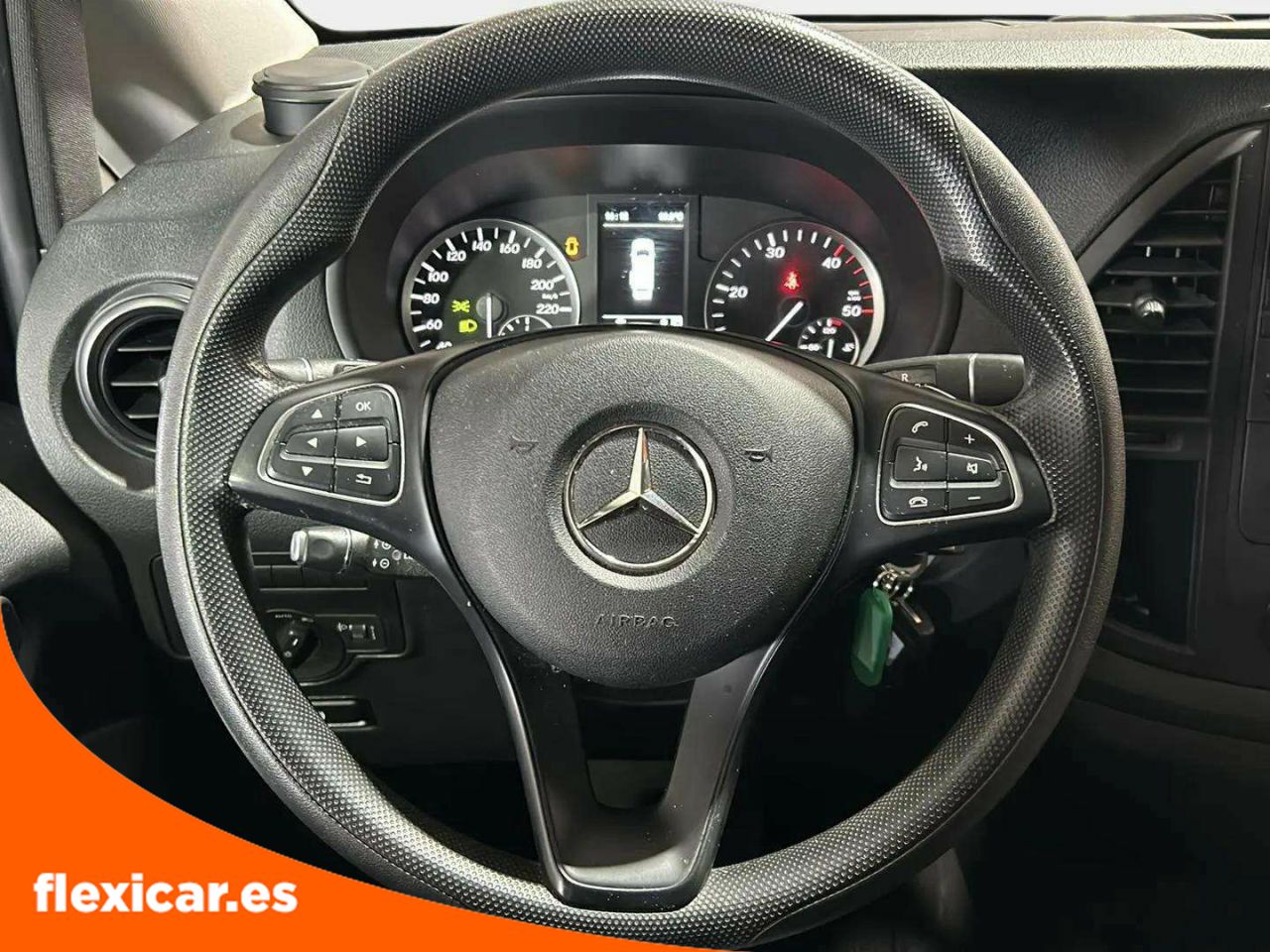 Foto Mercedes-Benz Vito 17