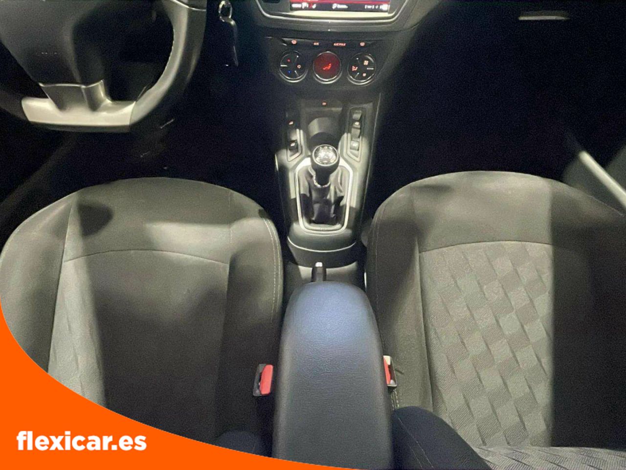 Foto Citroën C-Elysèe 23