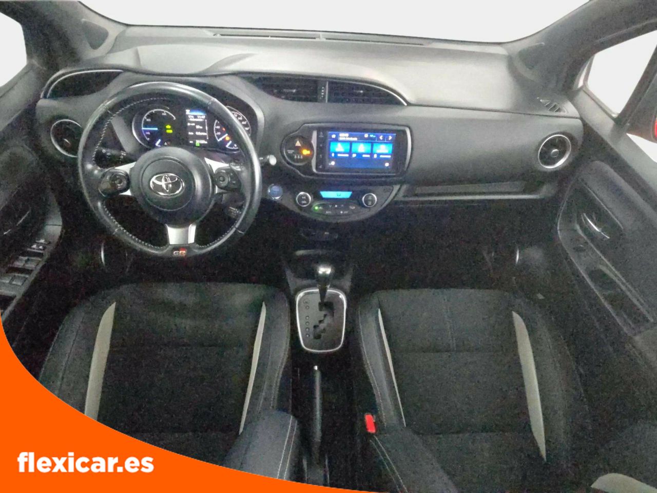 Foto Toyota Yaris 11