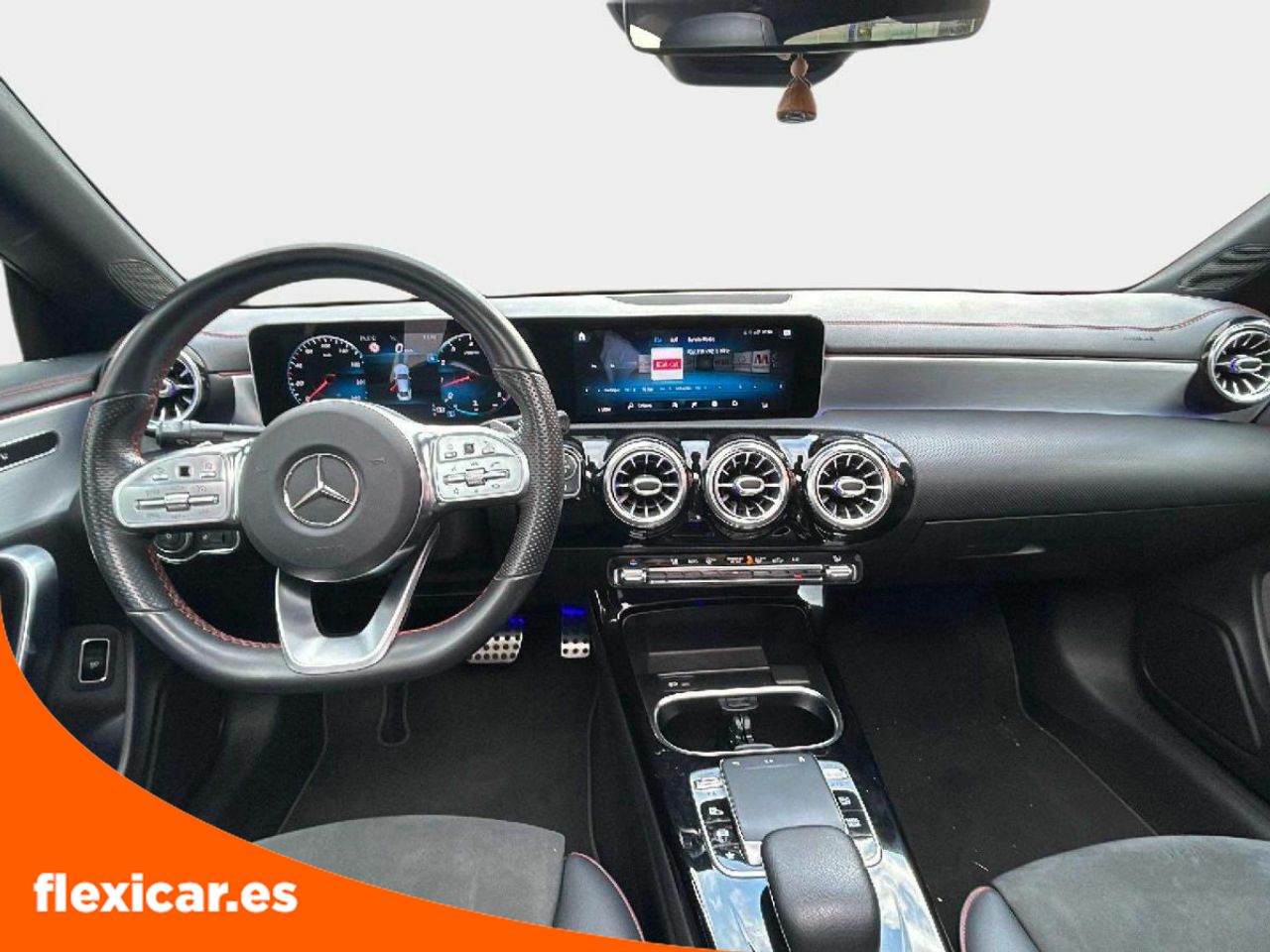 Foto Mercedes-Benz Clase CLA 10