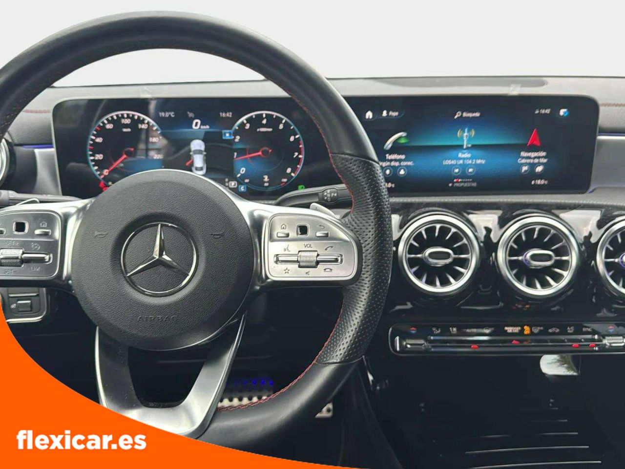 Foto Mercedes-Benz Clase CLA 13