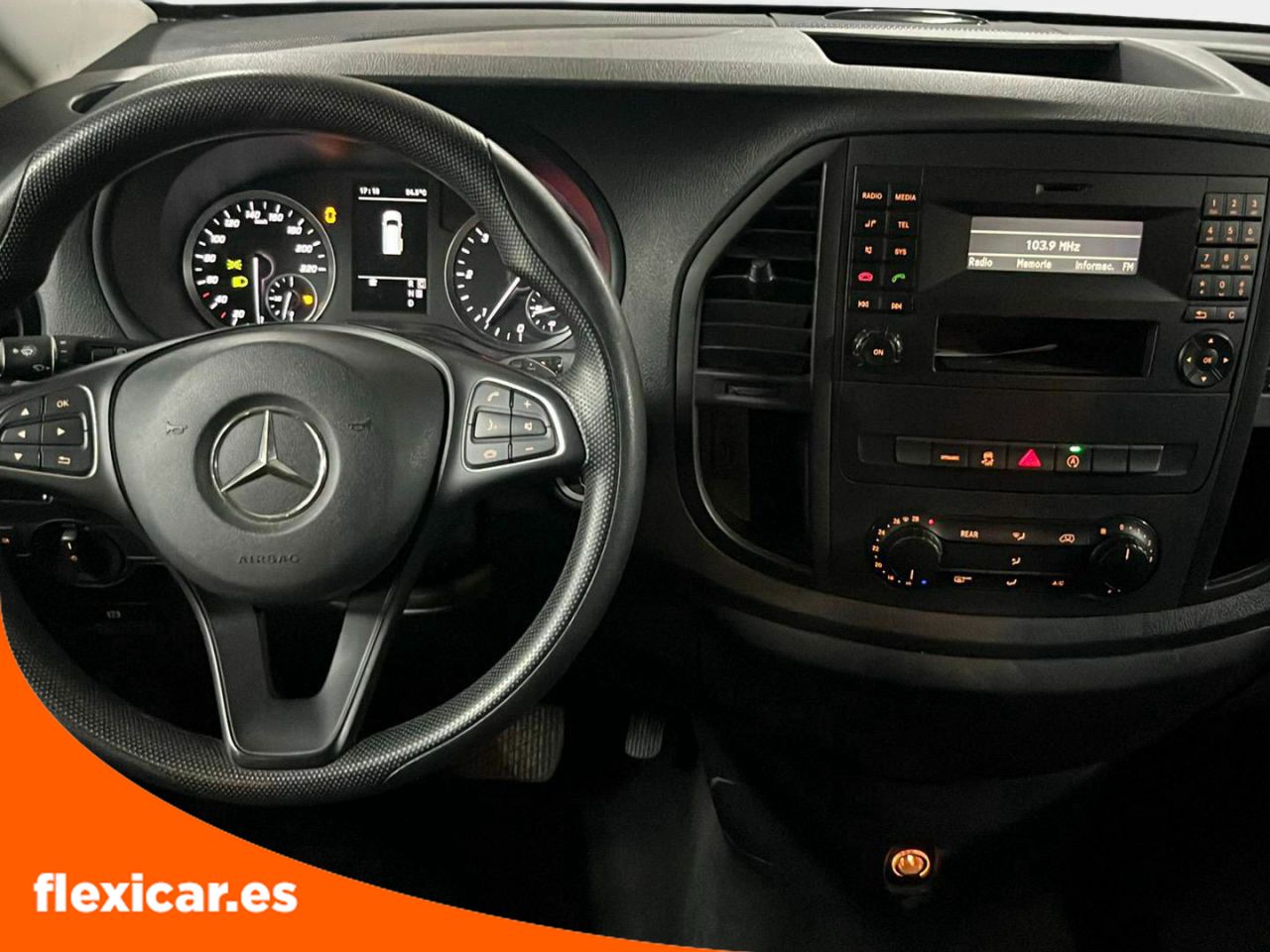 Foto Mercedes-Benz Vito 11