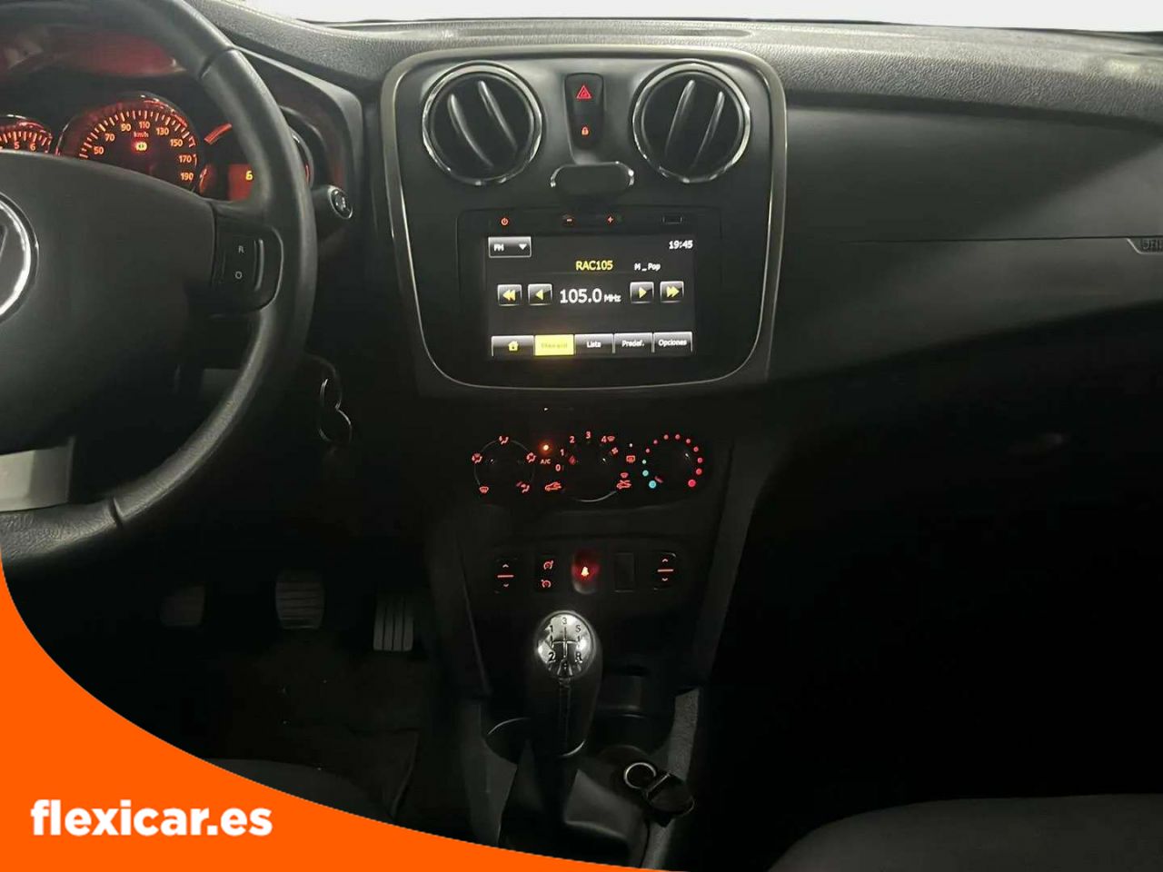 Foto Dacia Sandero 11