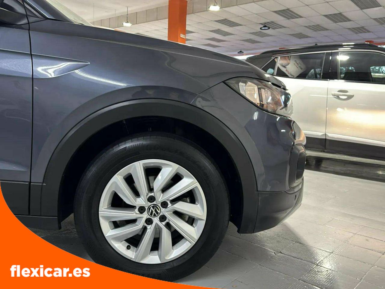 Foto Volkswagen T-Cross 11