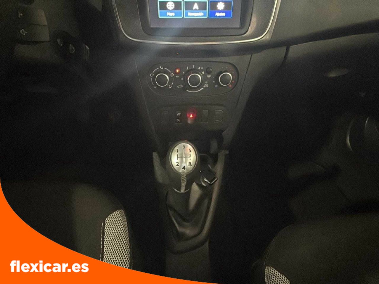 Foto Dacia Sandero 13