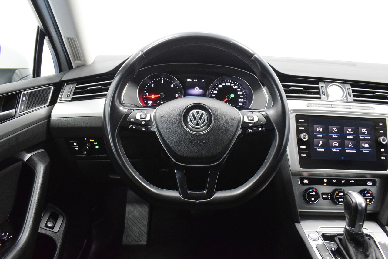 Foto Volkswagen Passat 21