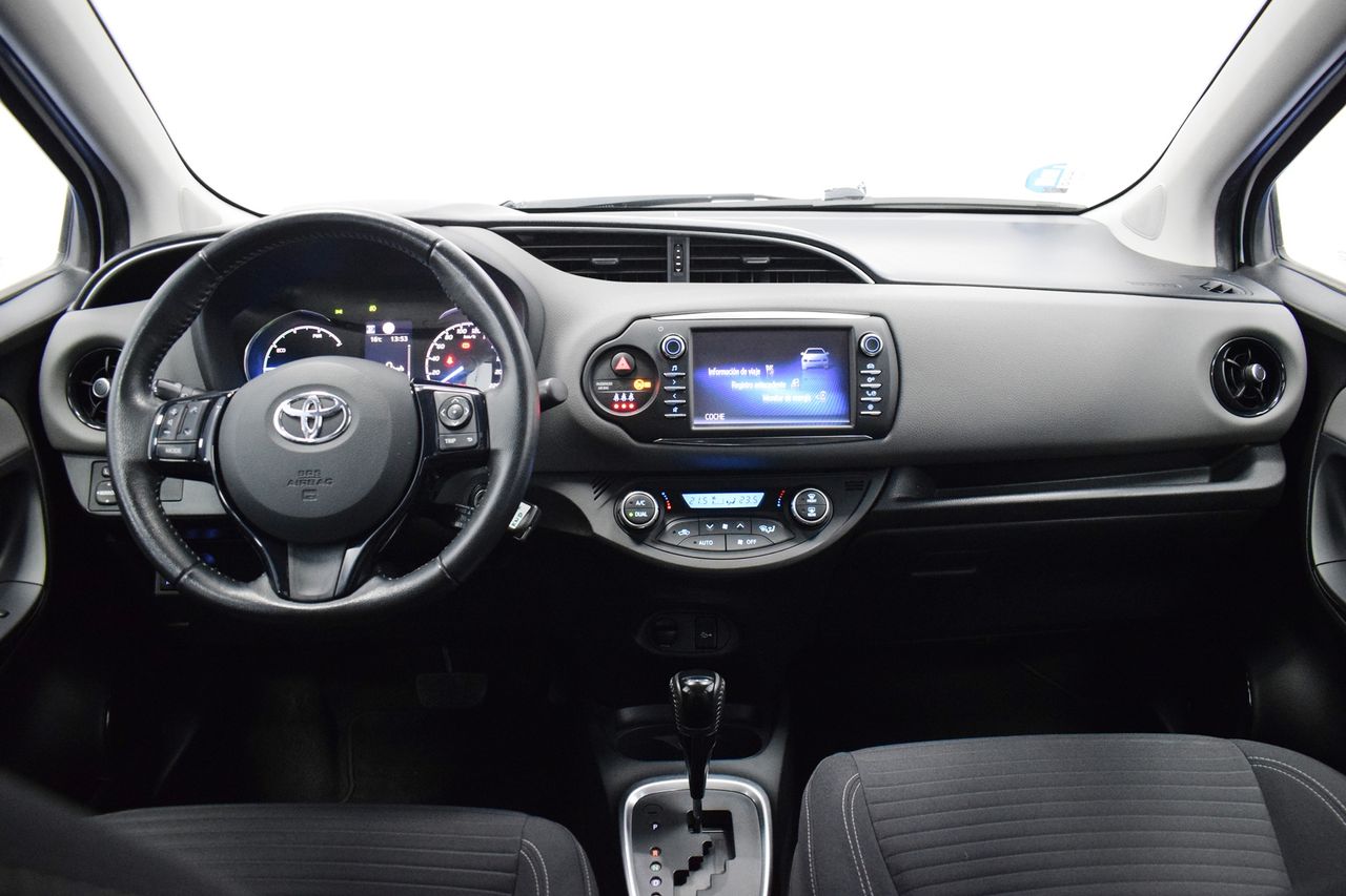 Foto Toyota Yaris 18