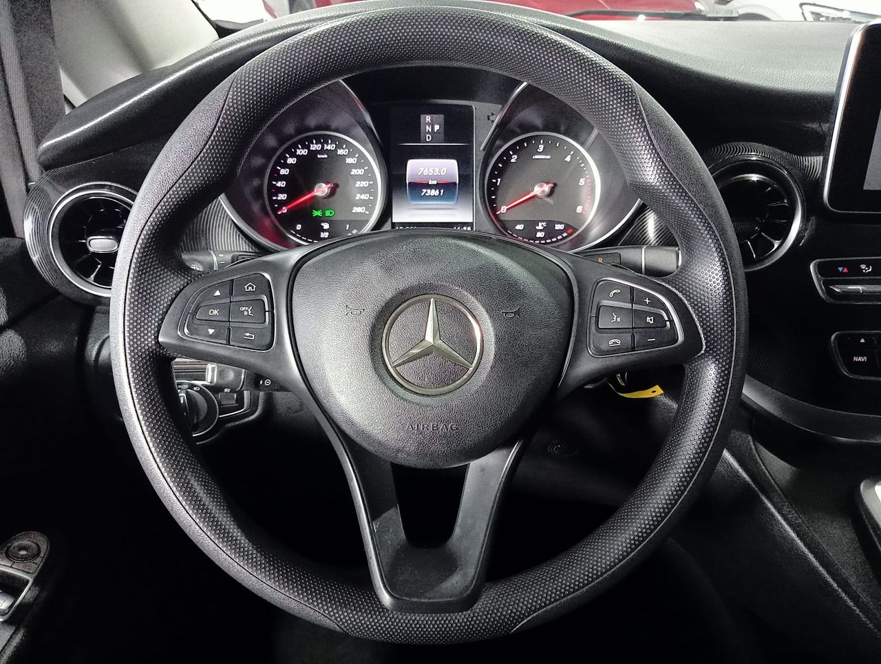 Foto Mercedes-Benz Clase V 24