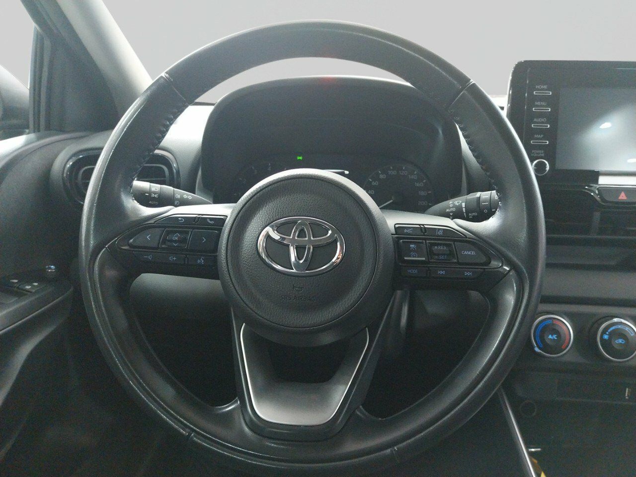 Foto Toyota Yaris 11