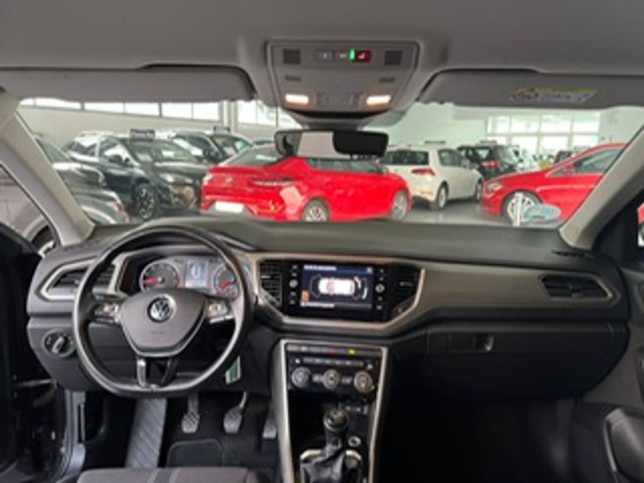 Foto Volkswagen T-Roc 28