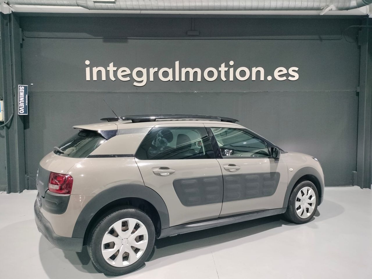 Foto Citroën C4 Cactus 4