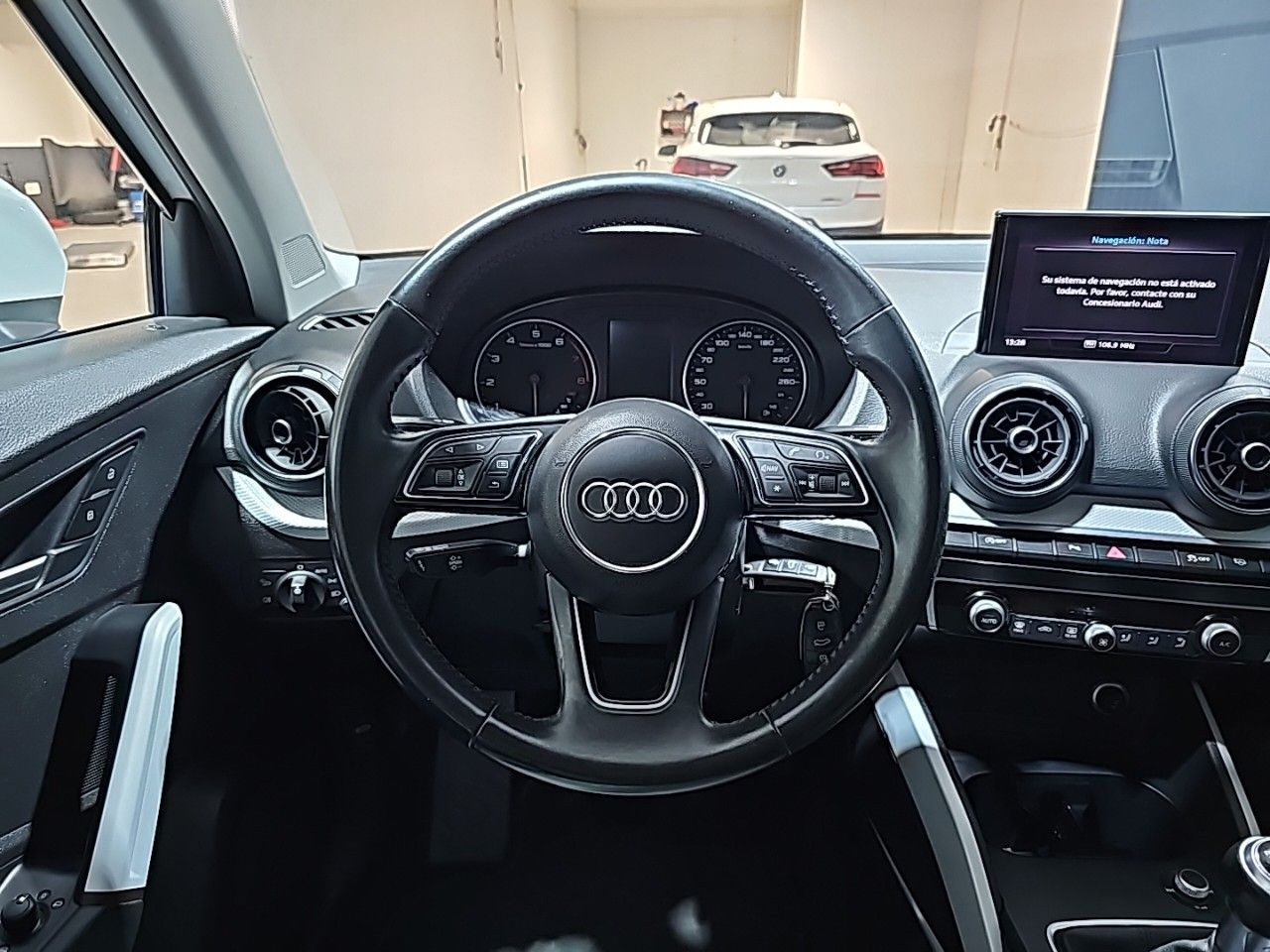 Foto Audi Q2 11