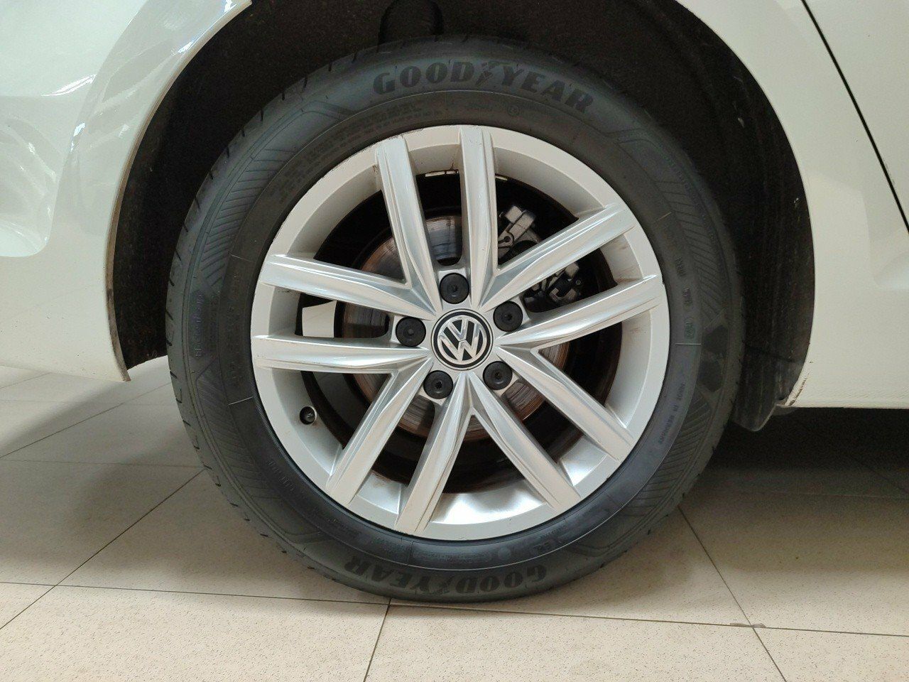 Foto Volkswagen Golf 29