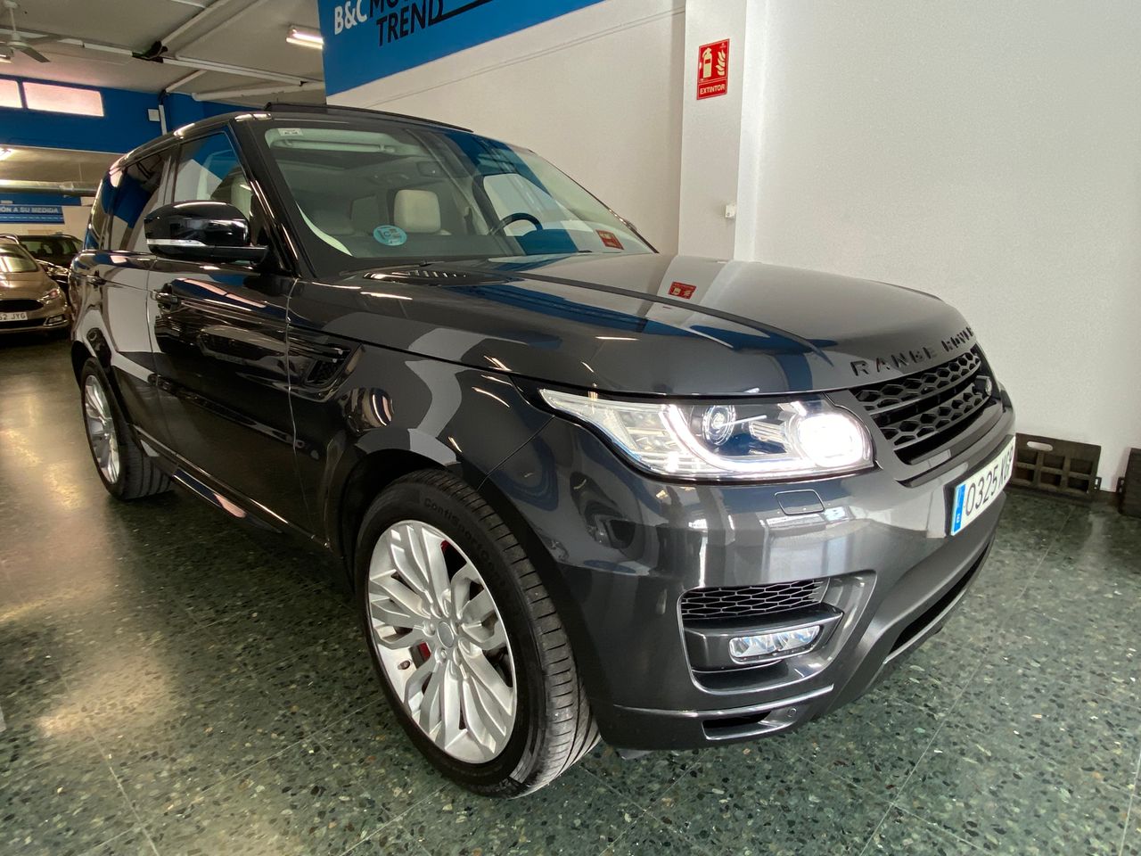 Foto Land-Rover Range Rover Sport 14