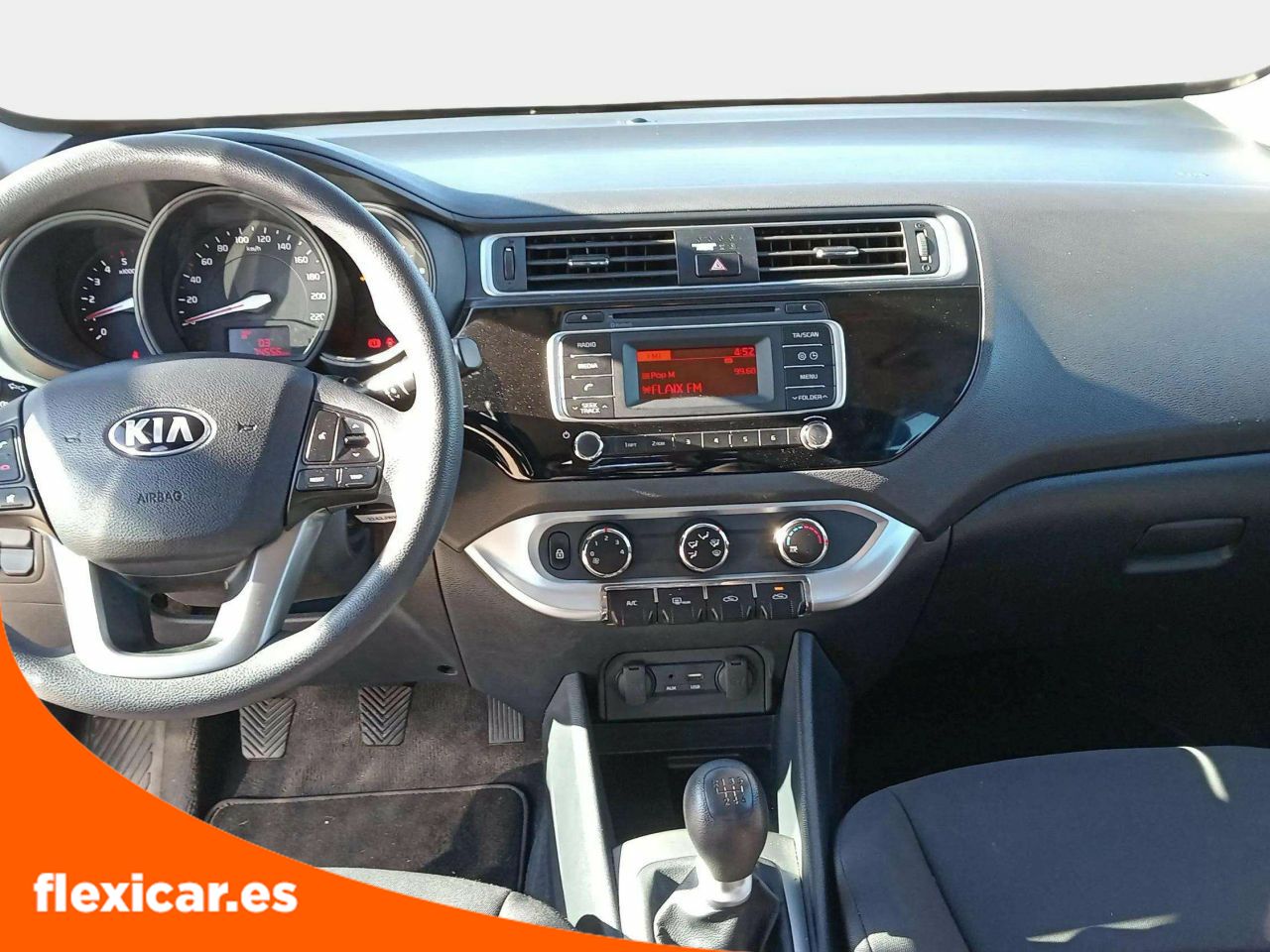 Foto Kia Rio 10