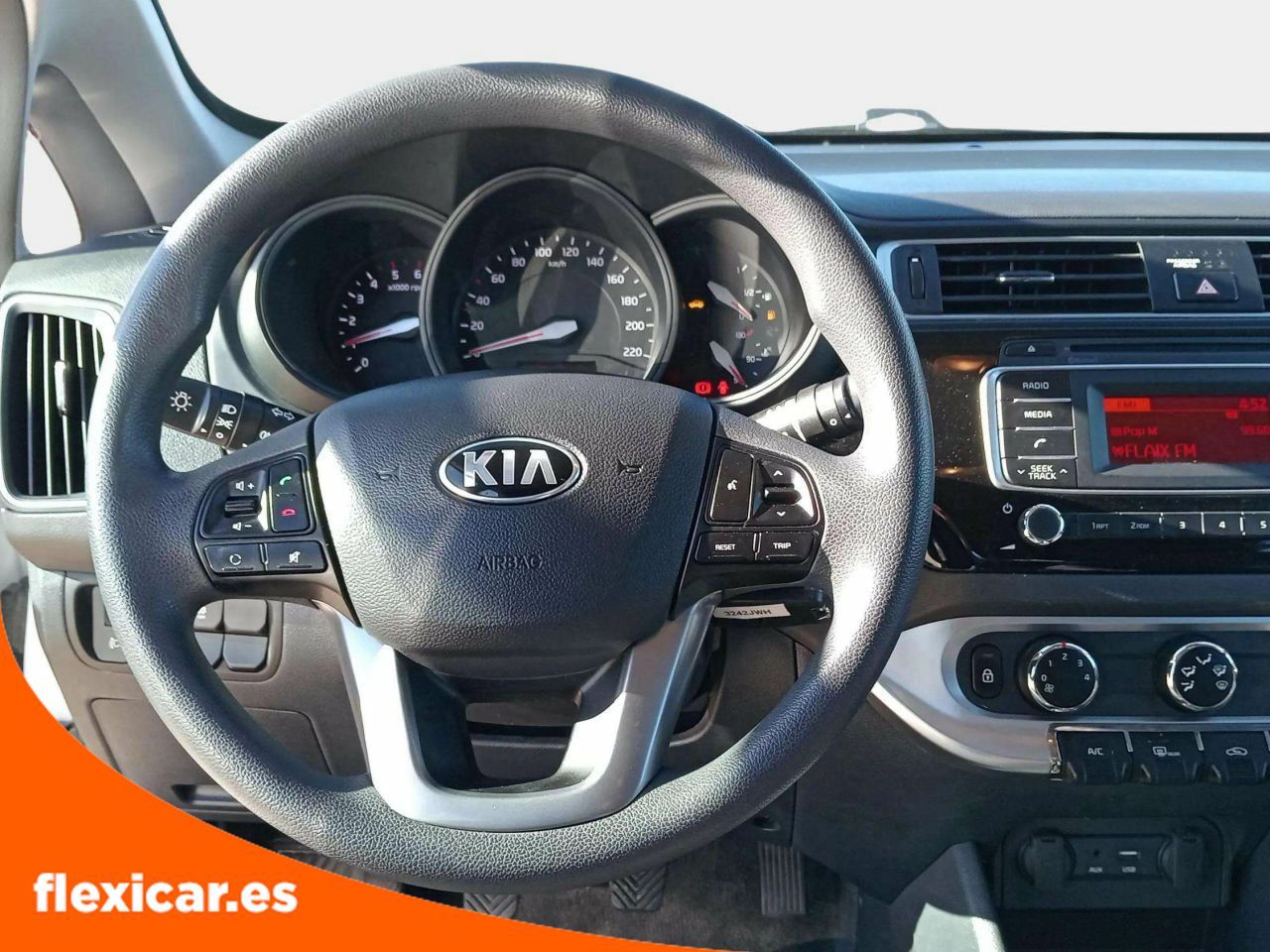 Foto Kia Rio 12