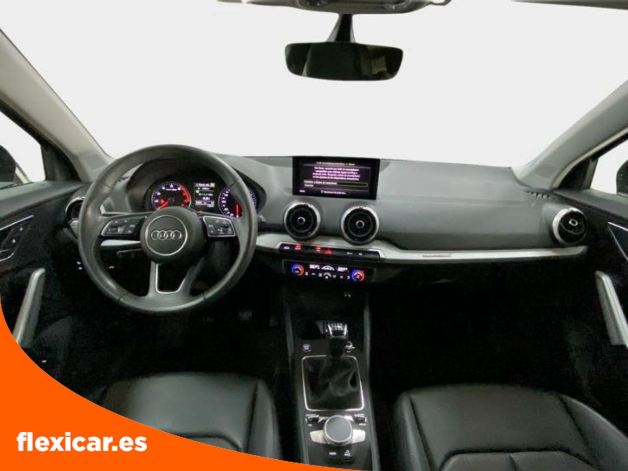 Foto Audi Q2 10