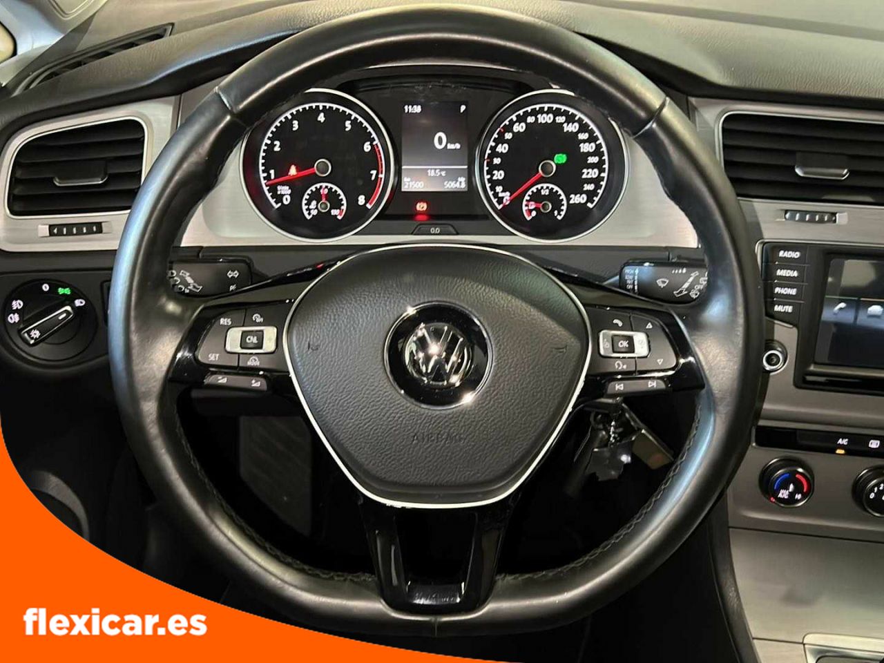 Foto Volkswagen Golf 17