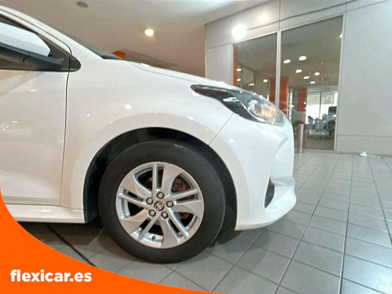 Foto Toyota Yaris 18