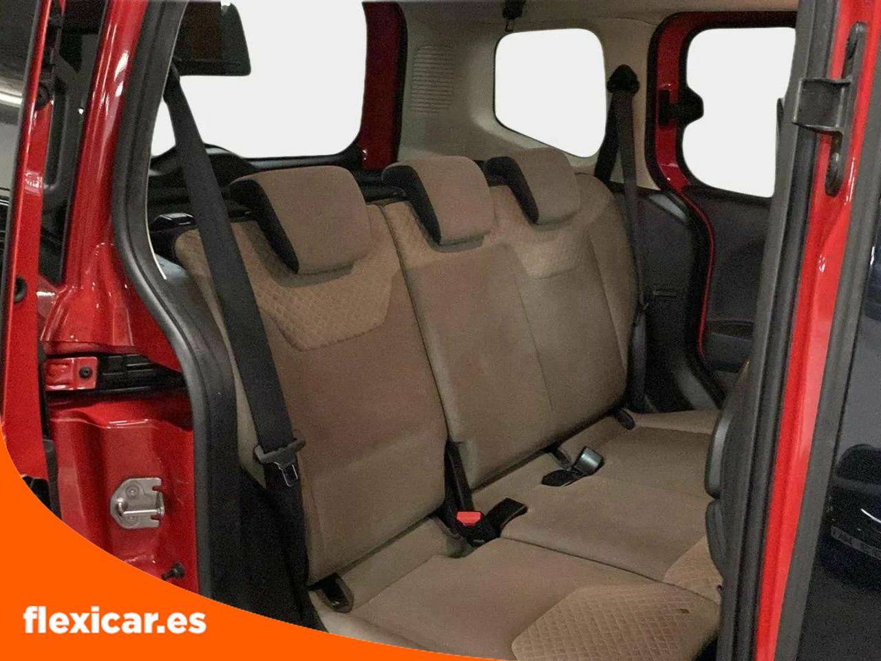 Foto Ford Tourneo Courier 28