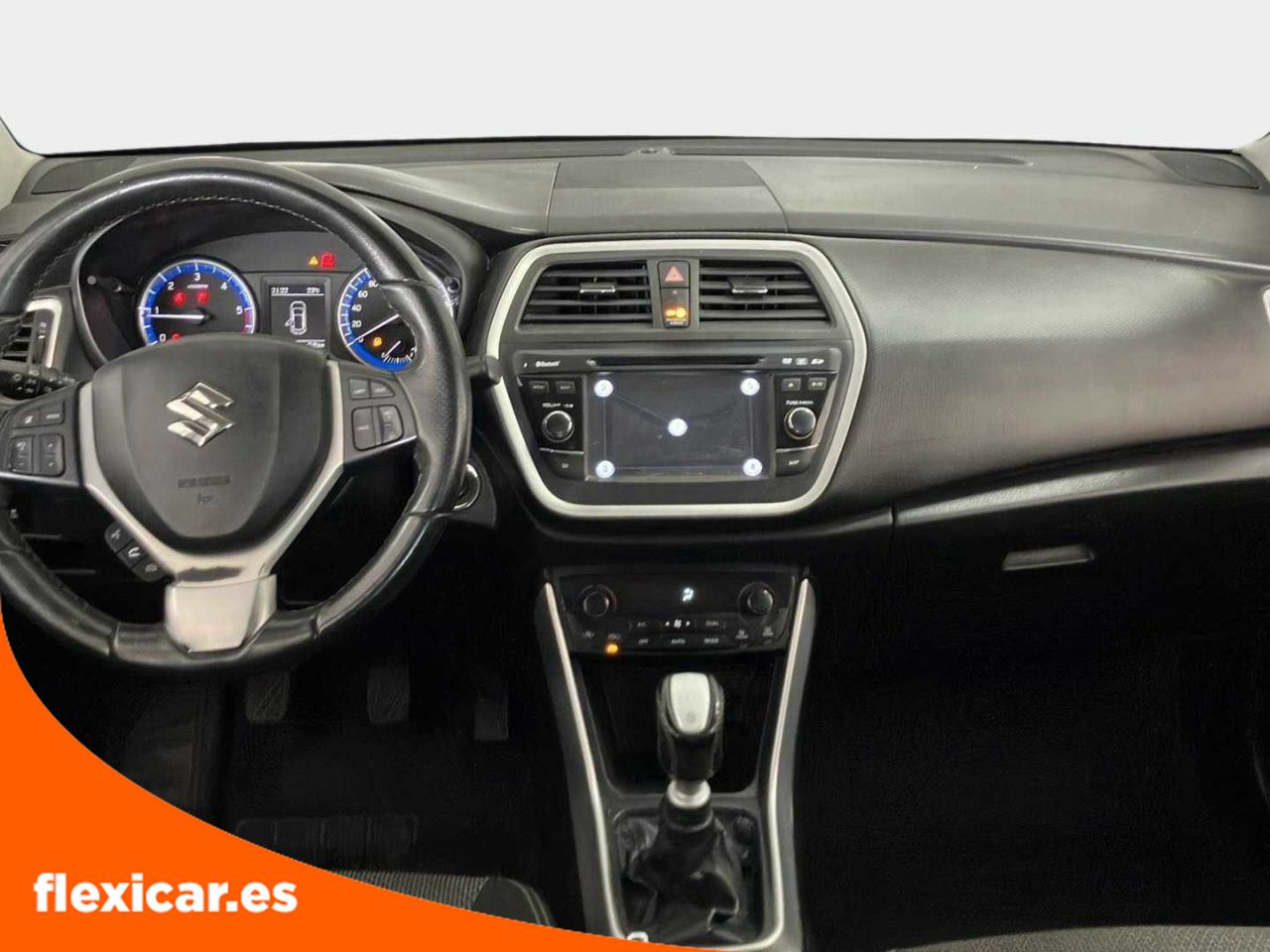 Foto Suzuki S-Cross 11