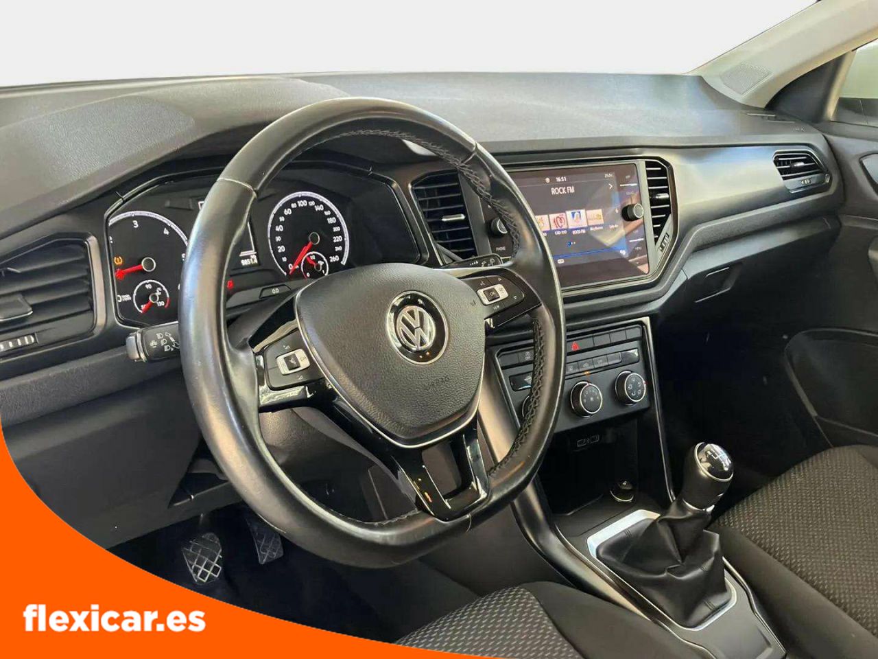 Foto Volkswagen T-Roc 16