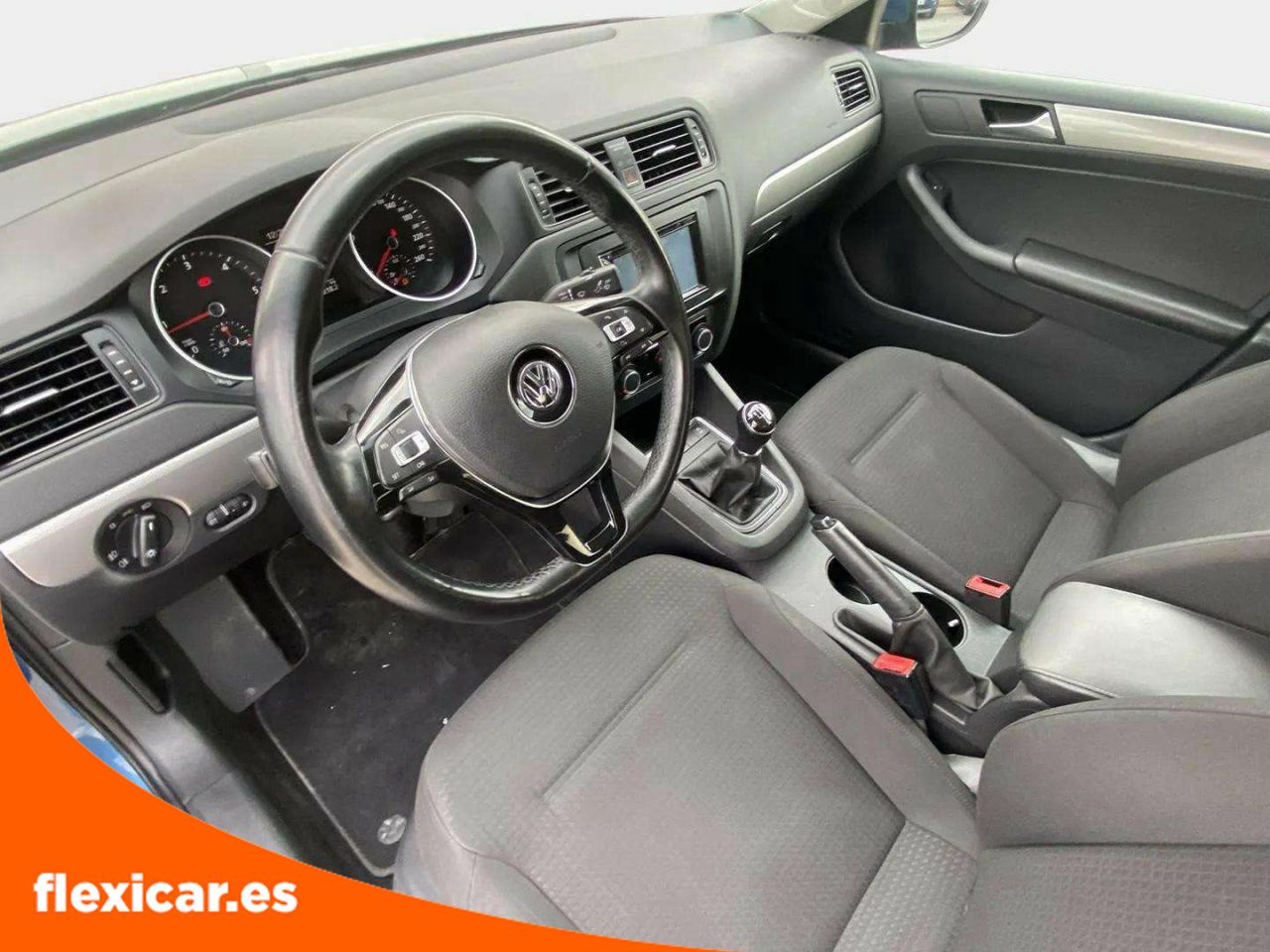 Foto Volkswagen Jetta 17