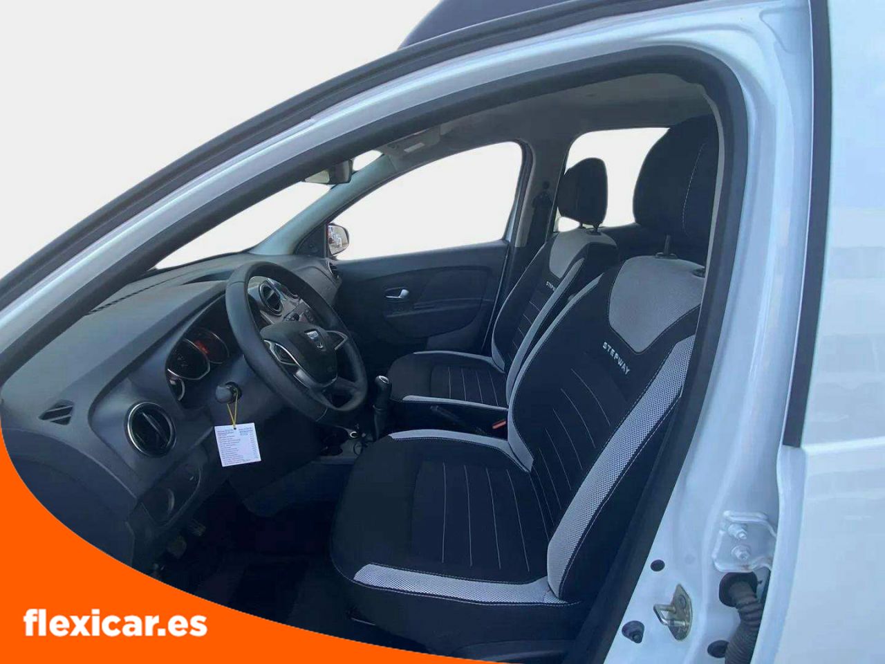 Foto Dacia Sandero 15