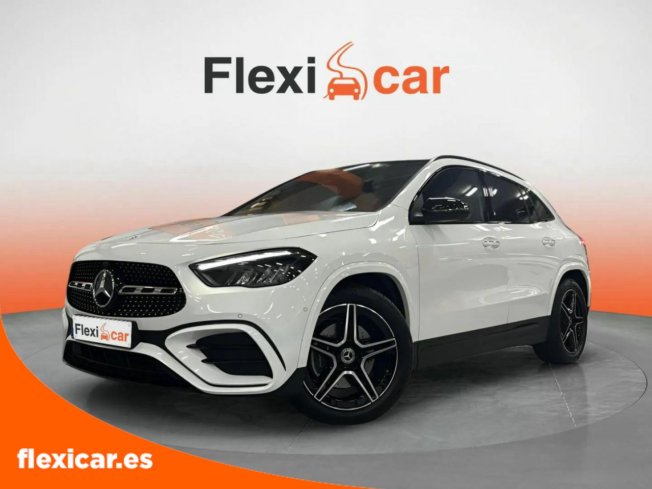 Foto Mercedes-Benz Clase GLA 2